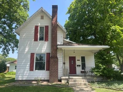 602 W Walnut St