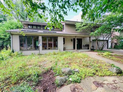 4416 Eaton Dr