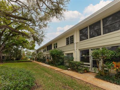 677 Royal Palm Blvd #8