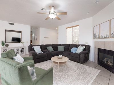 1845 W Canyon View Dr