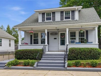 31 Cecile St
