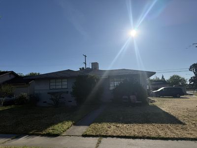 3856 N Hacienda Dr