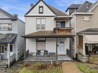 219 Railroad Ave