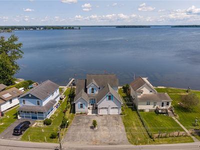 8852 Beach Rd