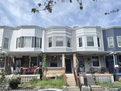 16 16th St NE