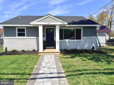 Property at 601 W Evesham Ave, Magnolia, NJ