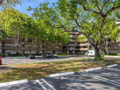901 Colony Point Cir APT 521