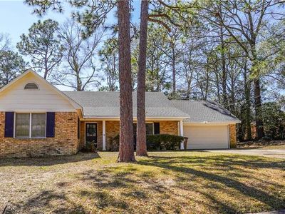 6263 Parkbrook Dr