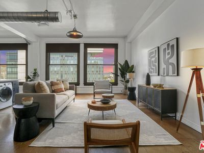 108 W 2nd St APT 915