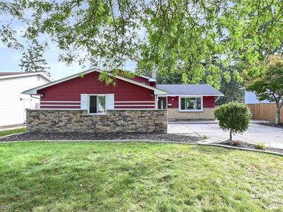 Property at 3637 Hunter Dr, North Olmsted, OH