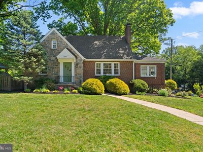 10301 Crestmoor Dr