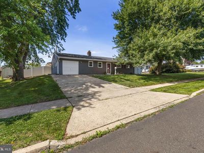 49 Meadow Ln