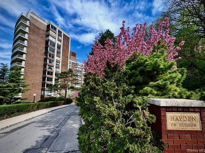 4455 Douglas Avenue #9M