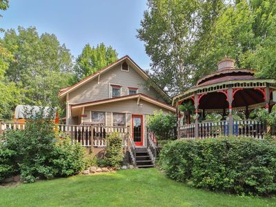 1635 & 1627 E Ponto Lake Rd NW