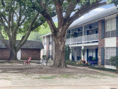 10436 Jefferson Hwy APT D