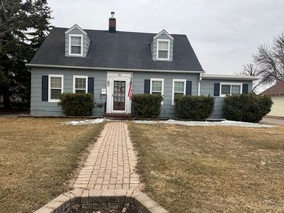 Property at 306 3rd St NE, Roseau, MN