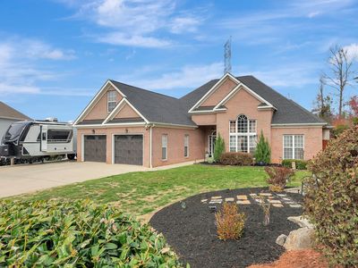 2275 Red Tail Ln