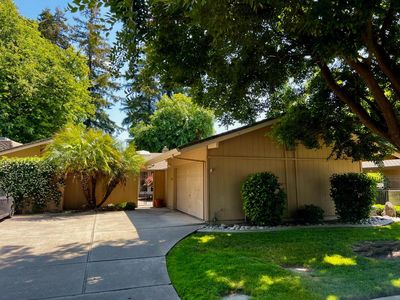 3636 N Merrimac Cir