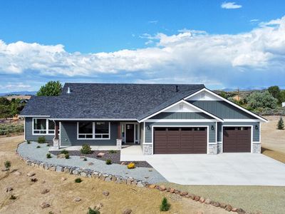 1836 Helman Dr