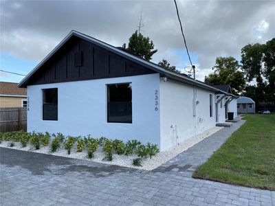 2336-2338 E Jersey Ave