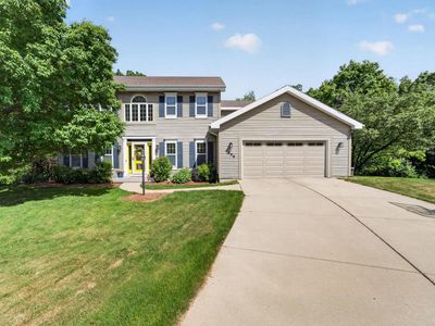 3098 Barrington Hills Court