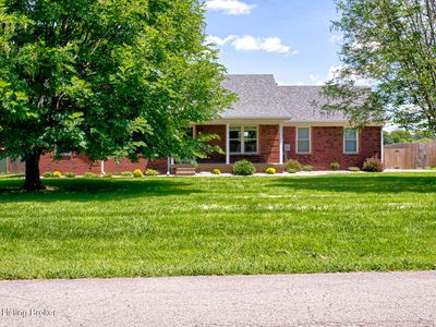 688 Meadowland Trl