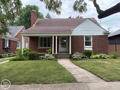 Property at 491 Bournemouth Rd, Grosse Pointe Farms, MI