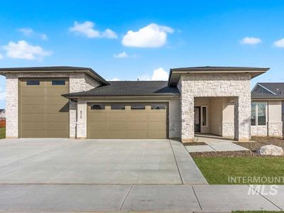 870 N Creekwater Block Lot 6-5