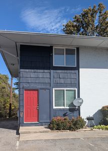 320 Welch Rd APT B1
