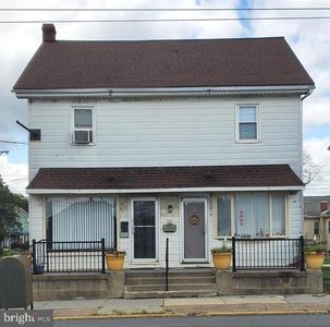 129 W Main St