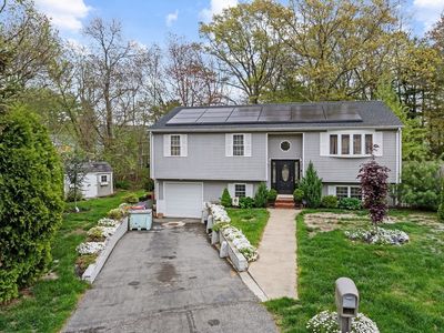 64 Ventura Ln