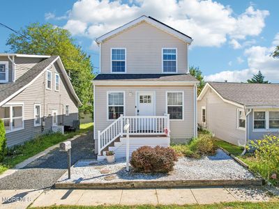 1828 Laurel Terrace