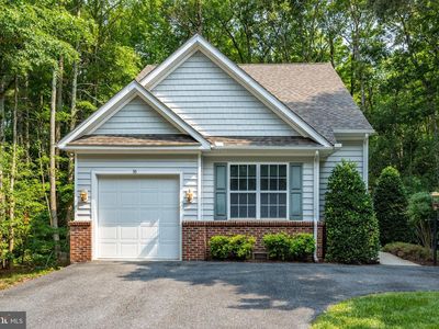30 Chatham Ct