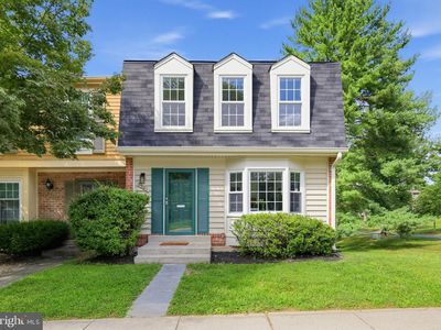 9901 Maple Leaf Dr
