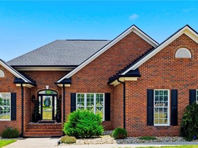 2208 Saint Bride Ct