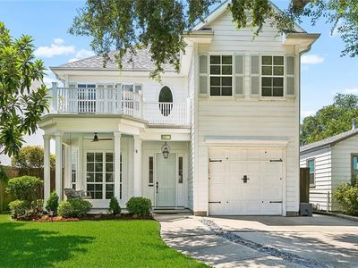 604 Metairie Lawn Dr