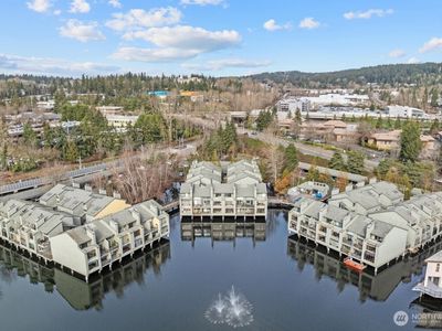 7 Lake Bellevue Drive #109