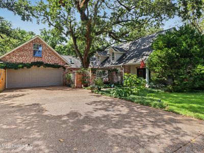 916 Bent Tree Cir
