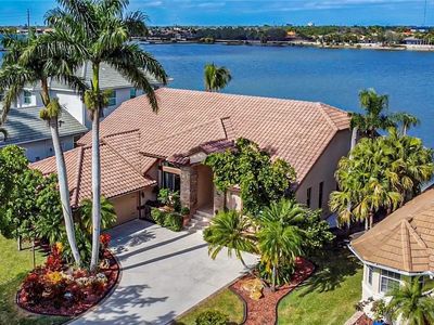 5160 Harborage Dr