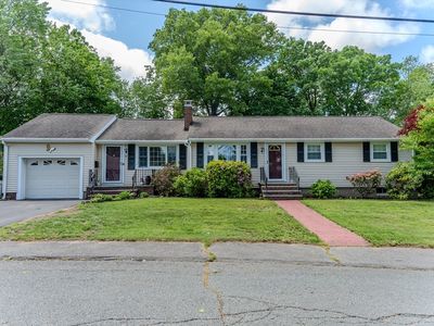 54 Stearns Dr