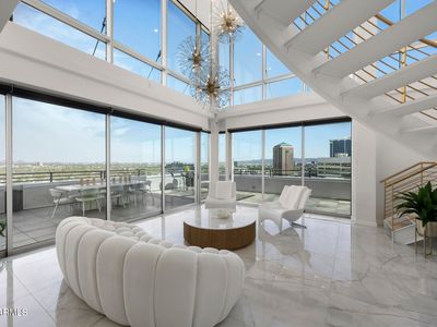 1 E LEXINGTON Avenue #1602