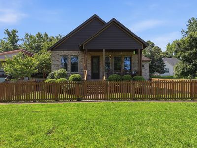 608 Cottage Ln