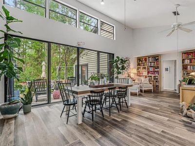 3335 Micanopy Trl