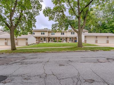 318 South 5TH AVENUE