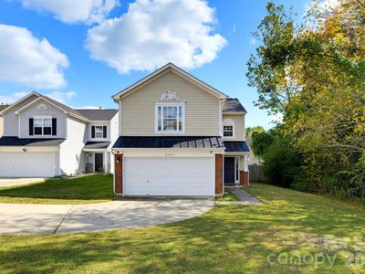 2727 N Valley Ct