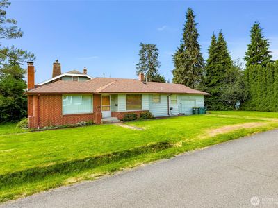 420 E Connecticut Street