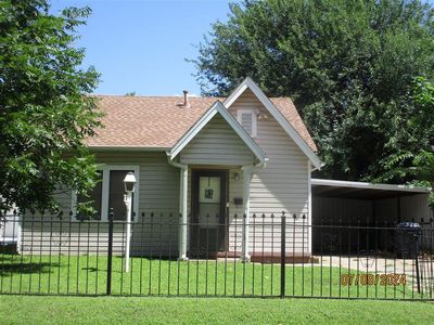1721 NE 15th St