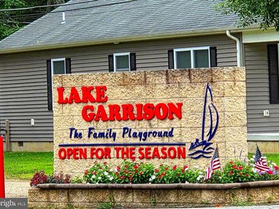 39 N Shore Dr