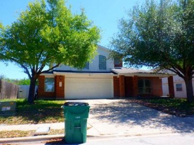 12929 Waynespur Ln