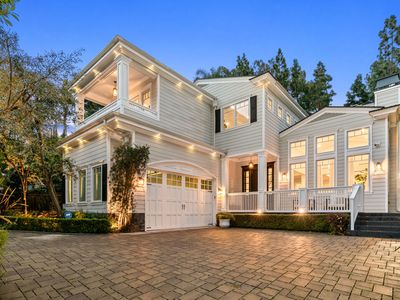 1836 Laurel Canyon Blvd